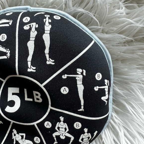 5 lb Fitness Soft Ball – Exercise Weight w/ Printed Workout Guide - Picture 3 of 6
